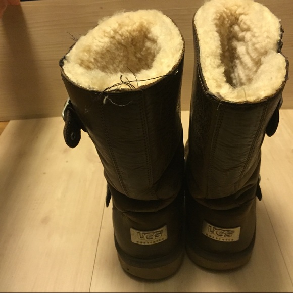 UGG Kensington leather brown boot Sz 7 pre owned - Picture 2 of 7